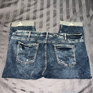 Silver Jeans Elyse Capri